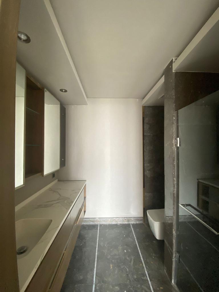 Gallery 11
