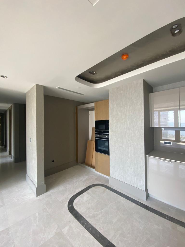 Gallery 13